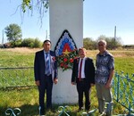 Возложение венков и цветов к обелискам в честь 75-летия Победы в Великой Отечественной войне